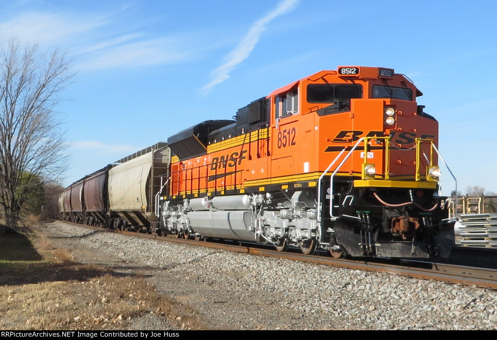 BNSF 8512 East